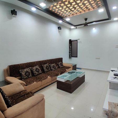 Luxurious 4Bhk Bunglow Villa Porbandar Kültér fotó